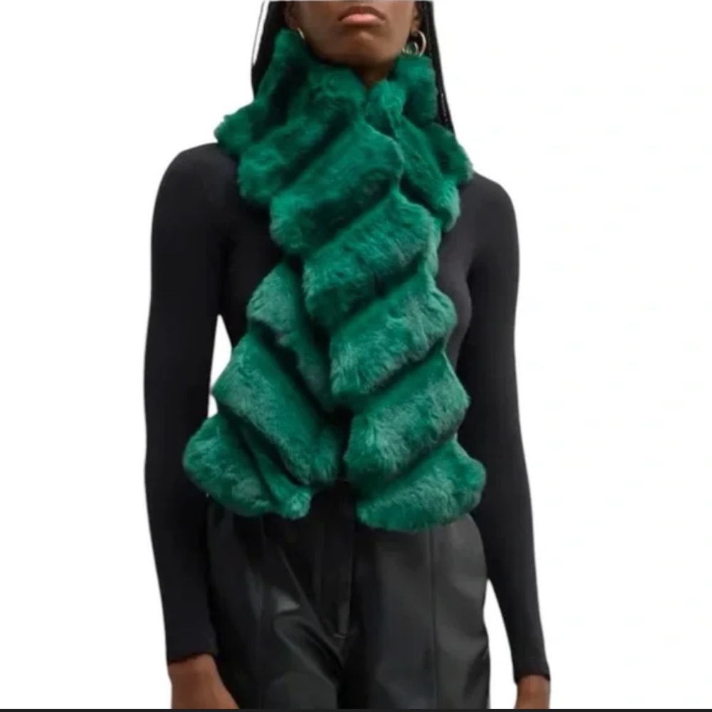 Adrienne Landau
Faux Fur Pull-Through Scarf $195